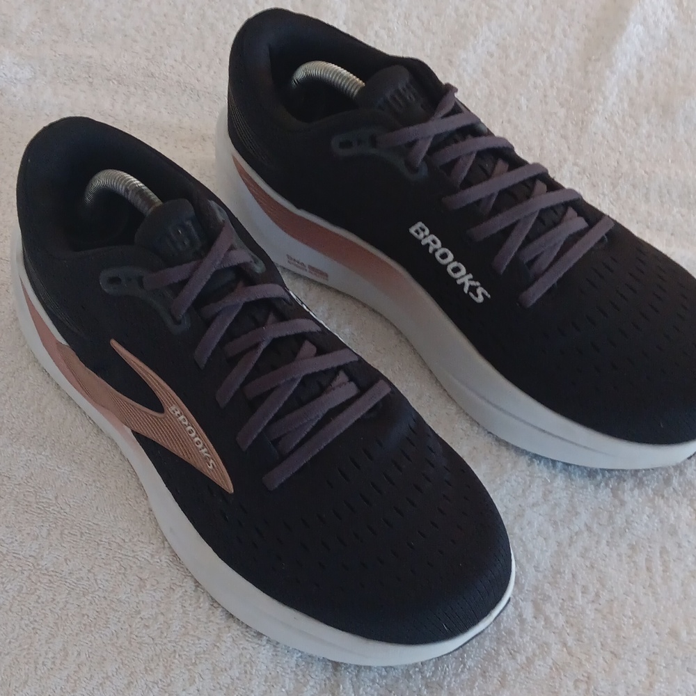 Brooks Ghost Max 3 Professional Running Shoes - image 3